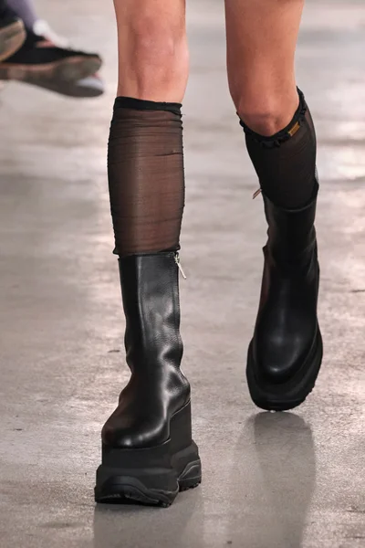 Look 27